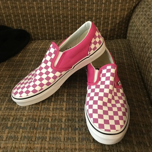 womens checkered vans size 8